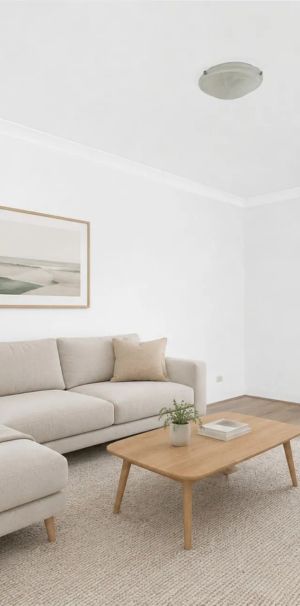 Perfectly Located Two Bedroom Apartment with Lock-up Garage - Photo 1