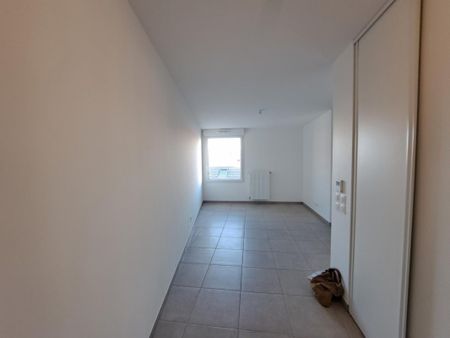 Location Appartement 1 pièce 28m² THONON LES BAINS 74200 - Photo 2