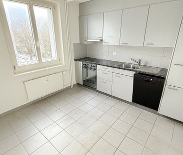 Wohnen im Grünen – Grosszügige Familienwohnung in den Langen Erlen - Foto 4