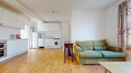 2 bedroom flat to rent - Photo 3