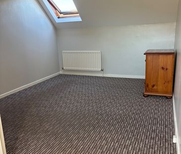 1 Bed Terraced House, Tintern Grove, SO15 - Photo 5