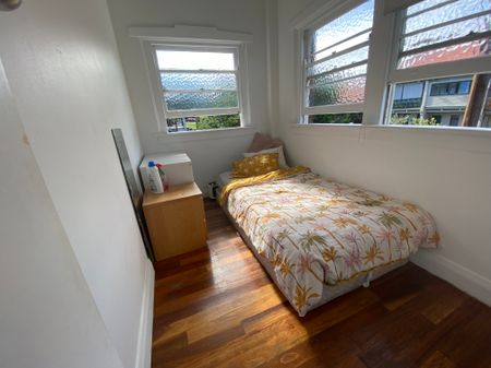 Bondi Junction - Photo 3