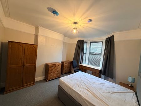 6 bedroom house - Photo 5