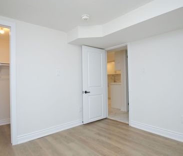 For Lease - 2 Betteridge Lane, Toronto, Ontario - Photo 4