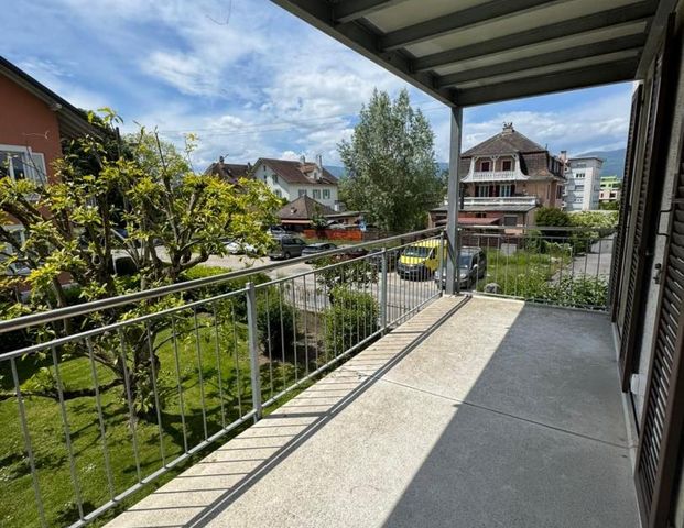 Charmant logement de 3,5 pièces idéalement situé à Yverdon-les-Bains - Foto 1