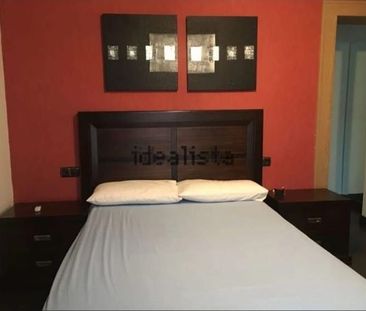 Alquiler de chalet adosado en Calle Paco de Lucía - Photo 1