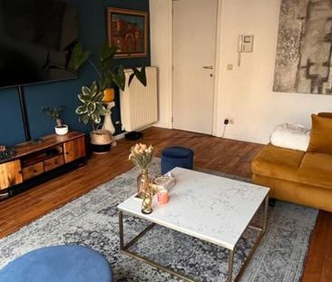 Appartement te huur in Elsene voor € 2.200 met 2 slaapkamers - Photo 2