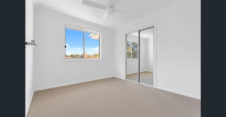 Brand New Four Bedroom Duplex - Photo 3