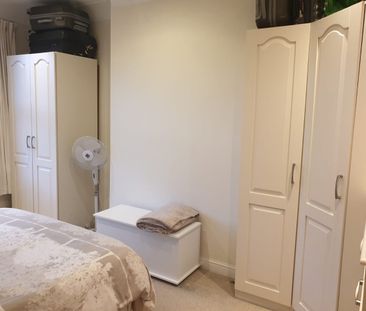 2 Bed Maisonette, Worple Road, SW20 - Photo 6