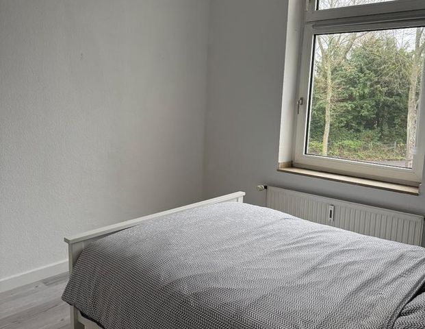 Charmante 2-Zimmer-Mietwohnung in der Nähe des Schloss Benrath - Foto 1