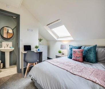 1 bedroom in a house share to rent - Photo 4