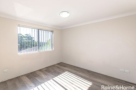 8/61 Prospect Street, Rosehill, NSW 2142 - Photo 2