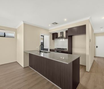 Airconditioned Four-Bedroom Brand New Home! - Photo 5
