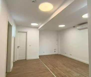 Apartament 4 Camere cu destinatie Birou, in elegantul Cartier Armenesc - Photo 4