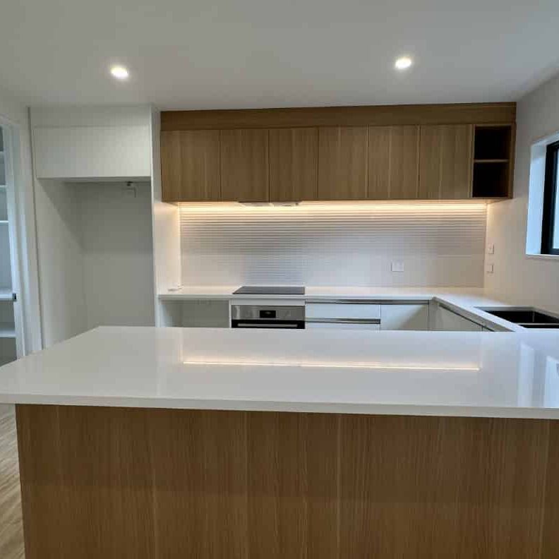 Brand New 3 Bedroom 3 Bathroom - Photo 1