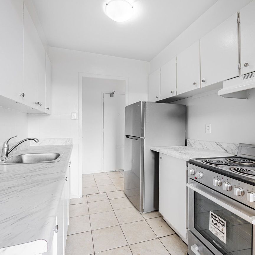 For Lease - 2255 Weston Road Unit# 904, Toronto, Ontario - Photo 1