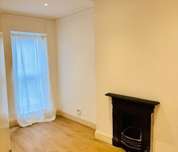 2 Bed Flat, Floyds Road Charlton, SE7 - Photo 4