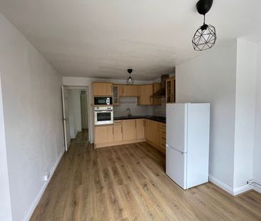 1 Bed Flat, Filton Avenue, BS7 - Photo 3