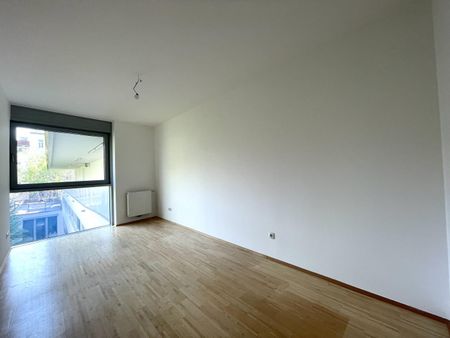 Ruhige Neubauwohnung im Architektenhaus + Blick ins Grüne // Ab Dezember!! - Photo 4