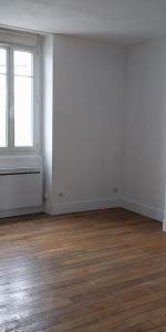 Location Appartement 1 pièce 38m² FLEURY LES AUBRAIS 45400 - Photo 4