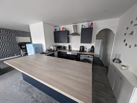 67a Seaview Road Wallasey CH45 4QW - Photo 4