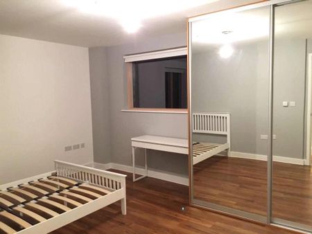 2 bedroom apartment to rent - Photo 3