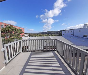 Albany - modern apartment fantastic location - Photo 1