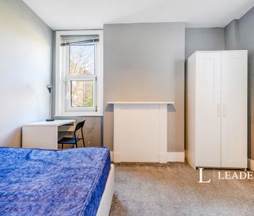 1 bedroom in a house share to rent - Photo 2