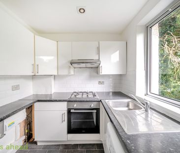 Gomshall Gardens, Kenley, CR8 - Photo 5