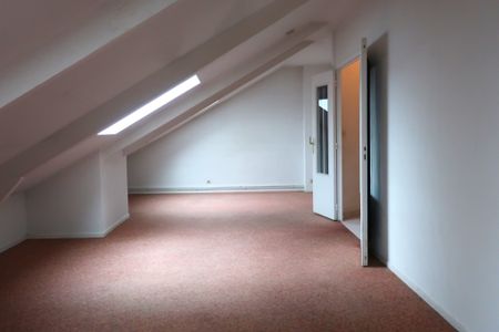 Location Appartement 4 pièces 72m² REIMS 51100 - Photo 4