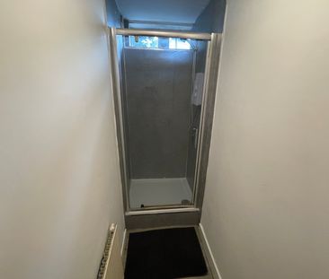 5 bedroom terraced house to rent - Photo 4