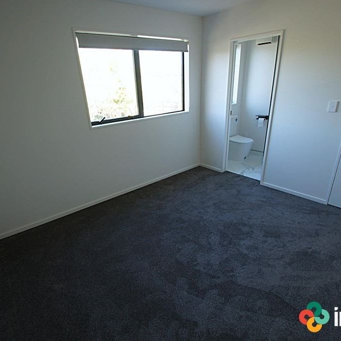 Finest Townhouse on Cross Street - Photo 1