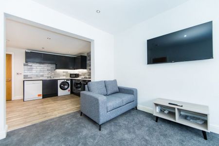 Norwood Road, Hyde Park, Leeds - Photo 2