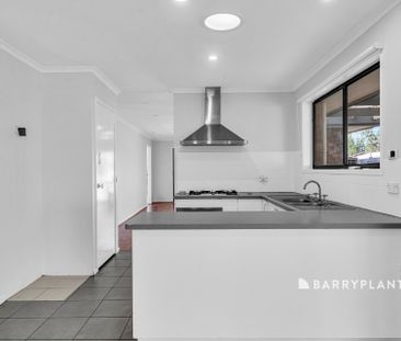 Comfortable Family Living in a Convenient Location - Photo 3
