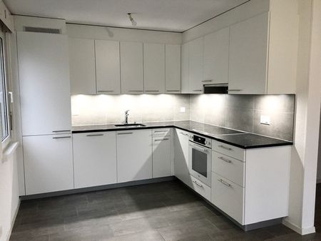 Appartement de 4 pièces situé au 1er étage - Photo 5