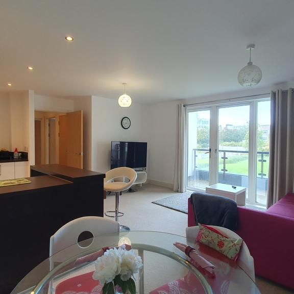 2 bedroom flat to rent - Photo 1