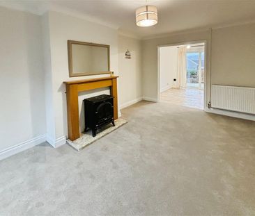 Meadow Close, Pengam, BLACKWOOD - Photo 4