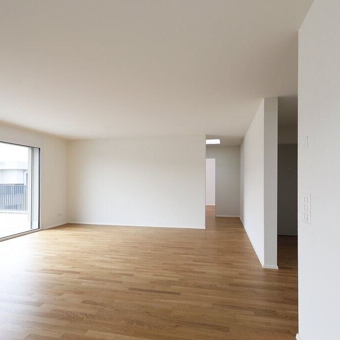 Beautiful Living - Photo 1