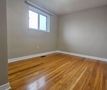For Lease - 27 Cobb Avenue Unit# Main Floor, Toronto, Ontario - Photo 6