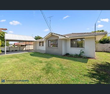 334 West Street, Kearneys Spring, Qld 4350 - Photo 6