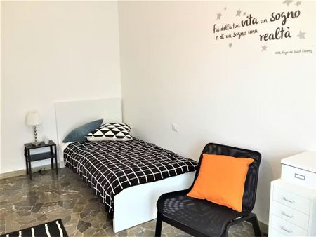 Via Quintino Sella, Florence, Tuscany 50136 - Photo 4