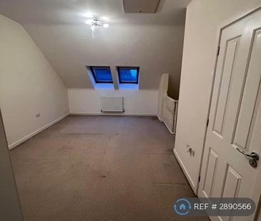 3 bedroom end of terrace house to rent - Photo 2