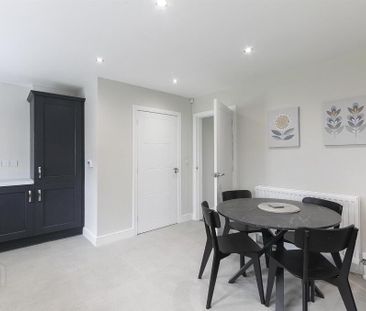 10 Belmont Hall Drive, Antrim, BT41 1FB - Photo 4