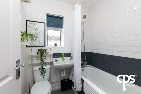 105 Sunningdale Park, Belfast BT14 6RY - Photo 3