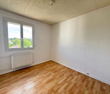 Location Appartement 4 pièces 70m² - Photo 3