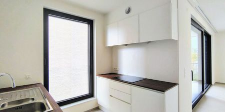 Appartement te huur in Schaarbeek voor € 2.300 met 3 slaapkamers - Foto 5