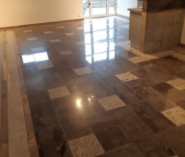 Gezellig 1 slpk-appartement / loft met terras. - Photo 2