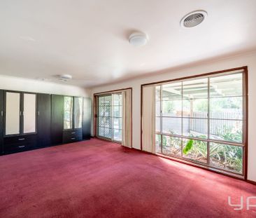 Spacious Family Living in a Prime Location - Photo 3
