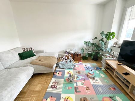 Appartement de 4.5 pièces avec petit balcon - Foto 2