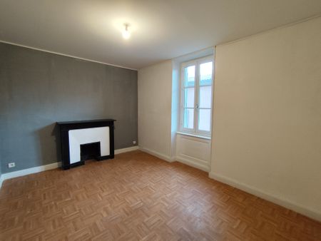 Location Appartement 3 pièces 55m² CHAVANAY 42410 - Photo 2